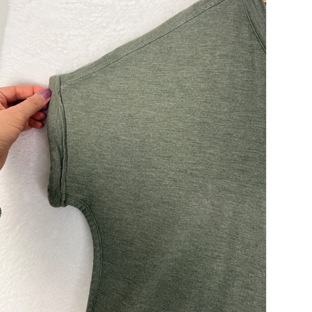 Matty M Olive Green Dolman Sleeve Tunic Top Women's Size M Curved Hem So Soft! - Picture 4 of 11